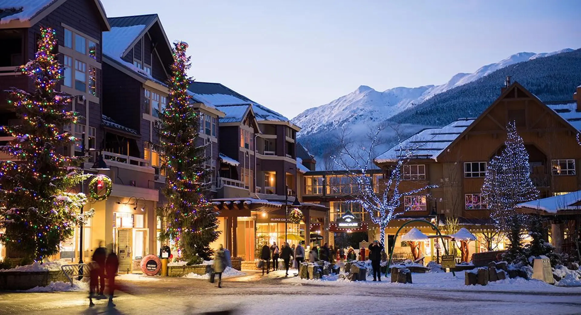 Whistler mùa đông: 7 trải nghiệm đẹp như cổ tích ở Canada