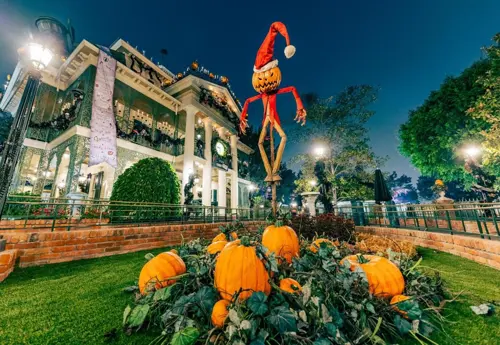 Disneyland California Halloween 2026: 7 trải nghiệm hấp dẫn khi Oogie Boogie Bash hết vé