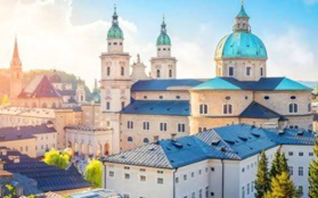 DU LỊCH CHÂU ÂU : HUNGARY – SLOVAKIA – ÁO – CH SÉC TẾT 2027 (EK)