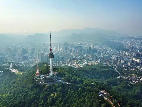 CÓ MỘT SEOUL TRONG LÀNH VÀO MÙA HẠ