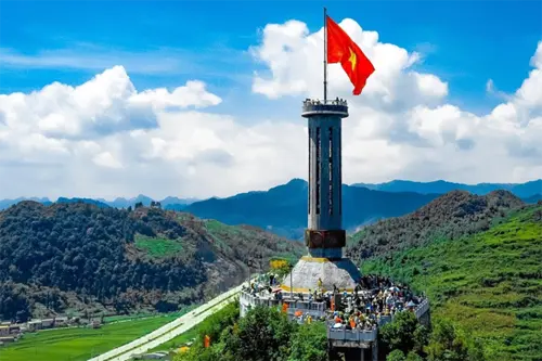 (HN) DU LỊCH MIỀN BẮC: CAO NGUYÊN ĐÁ ĐỒNG VĂN - ĐÈO MÃ PÍ LÈNG -  SÔNG NHO QUẾ -  CỘT CỜ LŨNG CÚ - BẢN LÔ LÔ CHẢI 2026