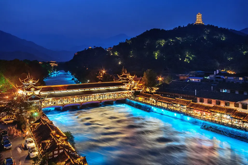 Du Lịch Trung Quốc: Trùng Khánh - Thành Đô - Cửu Trại Câu 2025 (CA)
