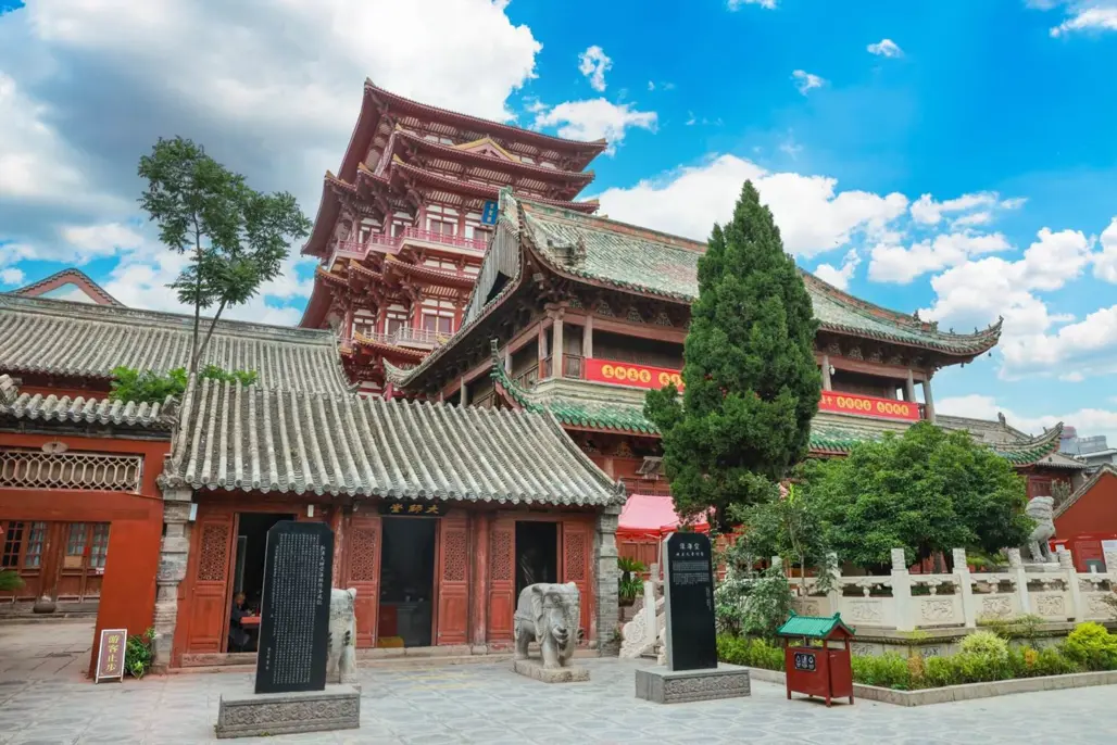 Du Lịch Trung Quốc : Trịnh Châu – Khai Phong – Lạc Dương 2026 (CZ)