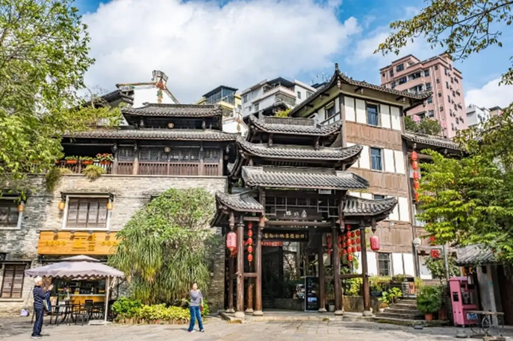 DU LỊCH HONGKONG - CHU HẢI - QUẢNG CHÂU - THẨM QUYẾN 2025 (VN)