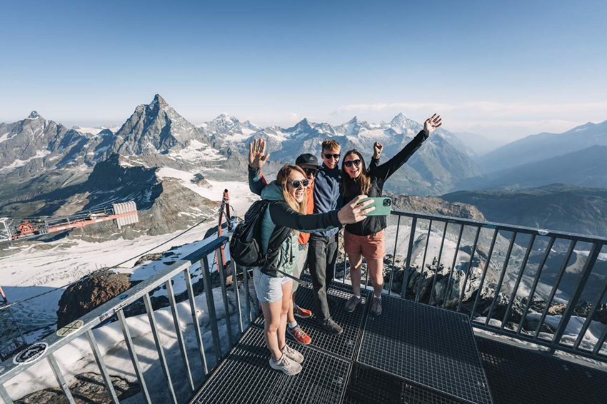 Matterhorn - Khám phá Zermatt & 1 trong những biểu tượng núi tuyết đẹp nhất Thụy Sĩ