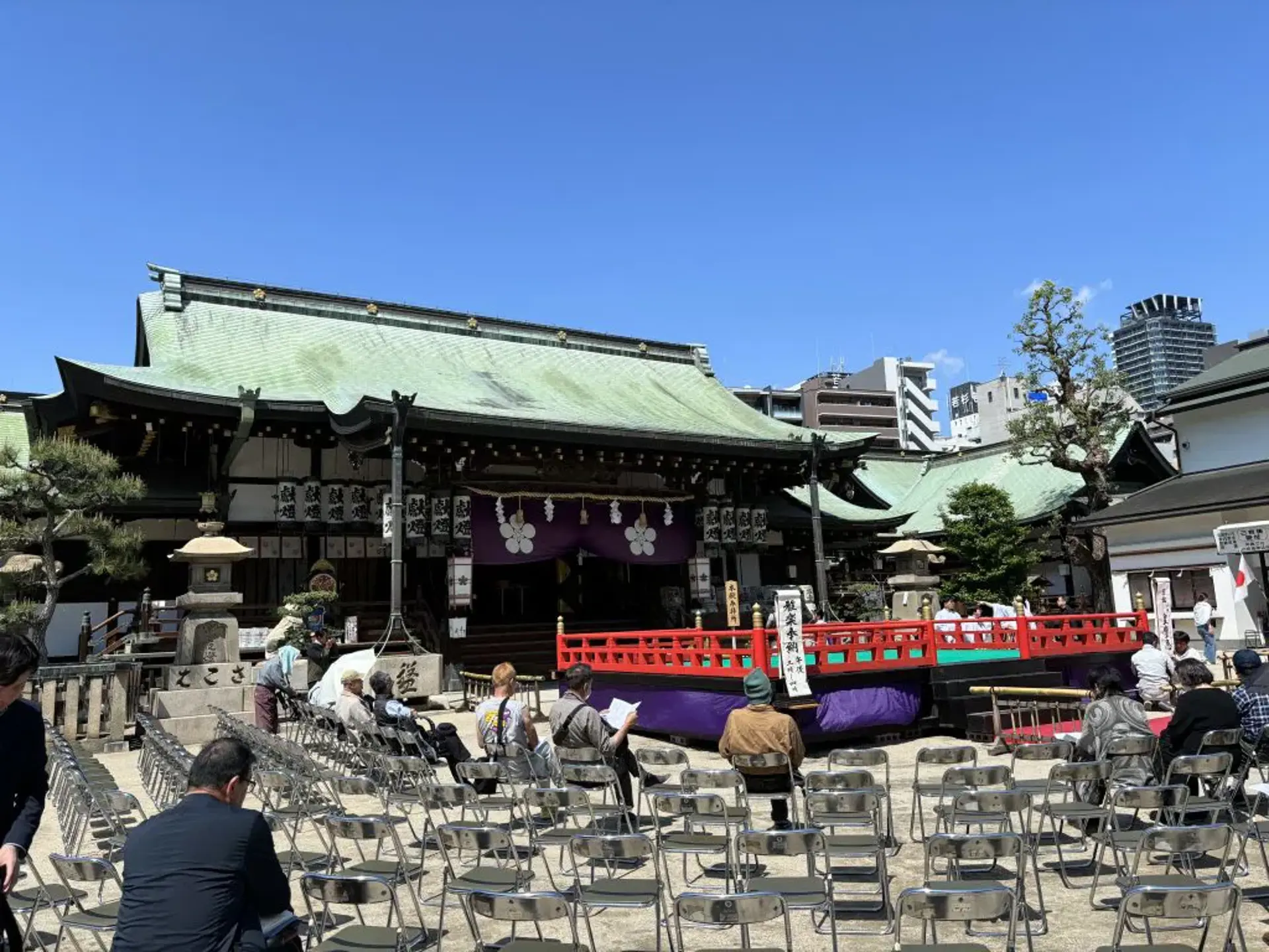 Du lịch Osaka tháng 2 - Lễ hội mừng xuân Osaka Tenmangu