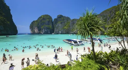 Đảo Phi Phi mùa nào đẹp? Kinh nghiệm đi biển xanh, ít sóng mới nhất 2026