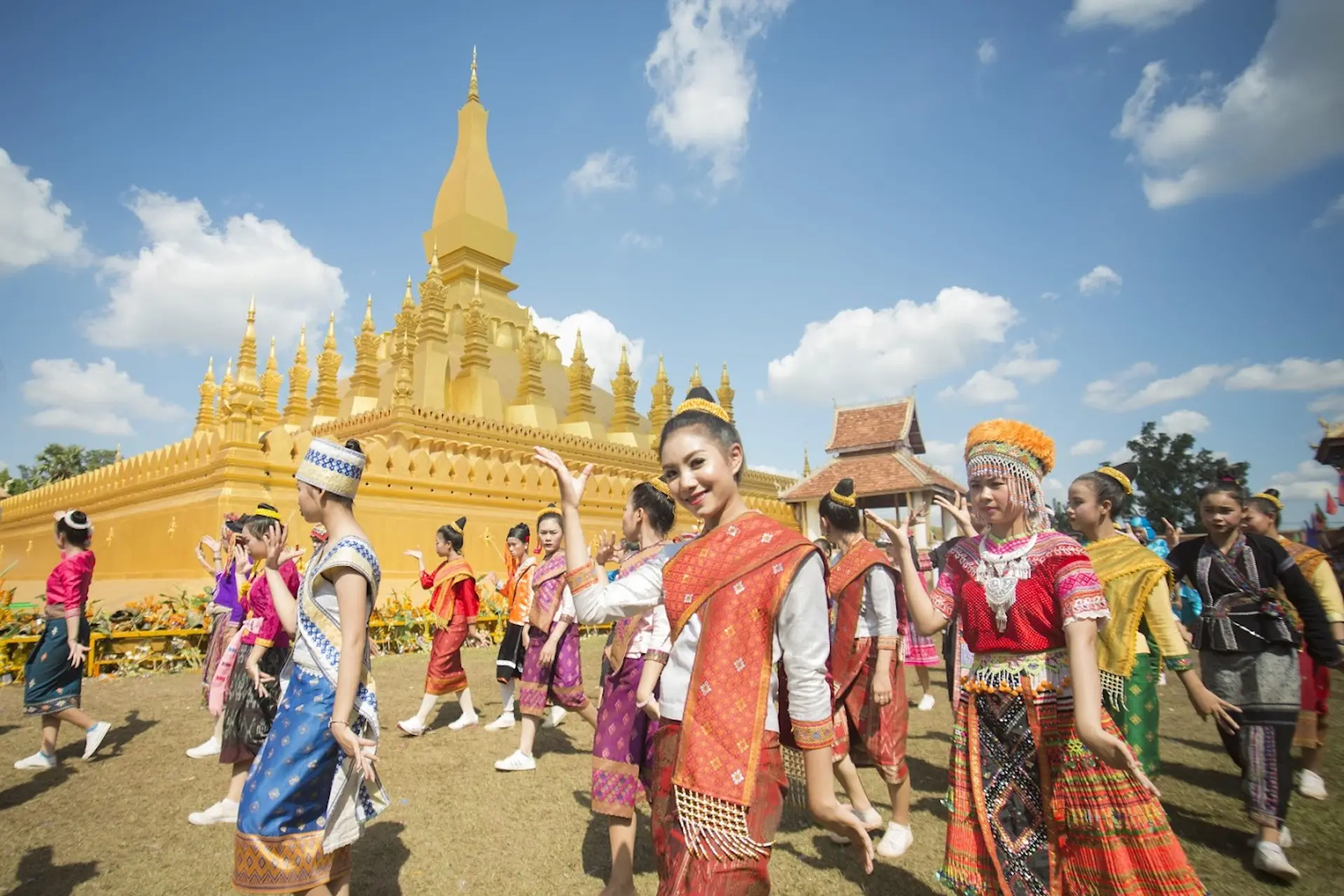 Du lịch Vientiane 2 ngày: Thủ đô Lào có chán không?
