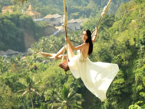 Bali Swing có đáng không? Trải nghiệm và giá vé 