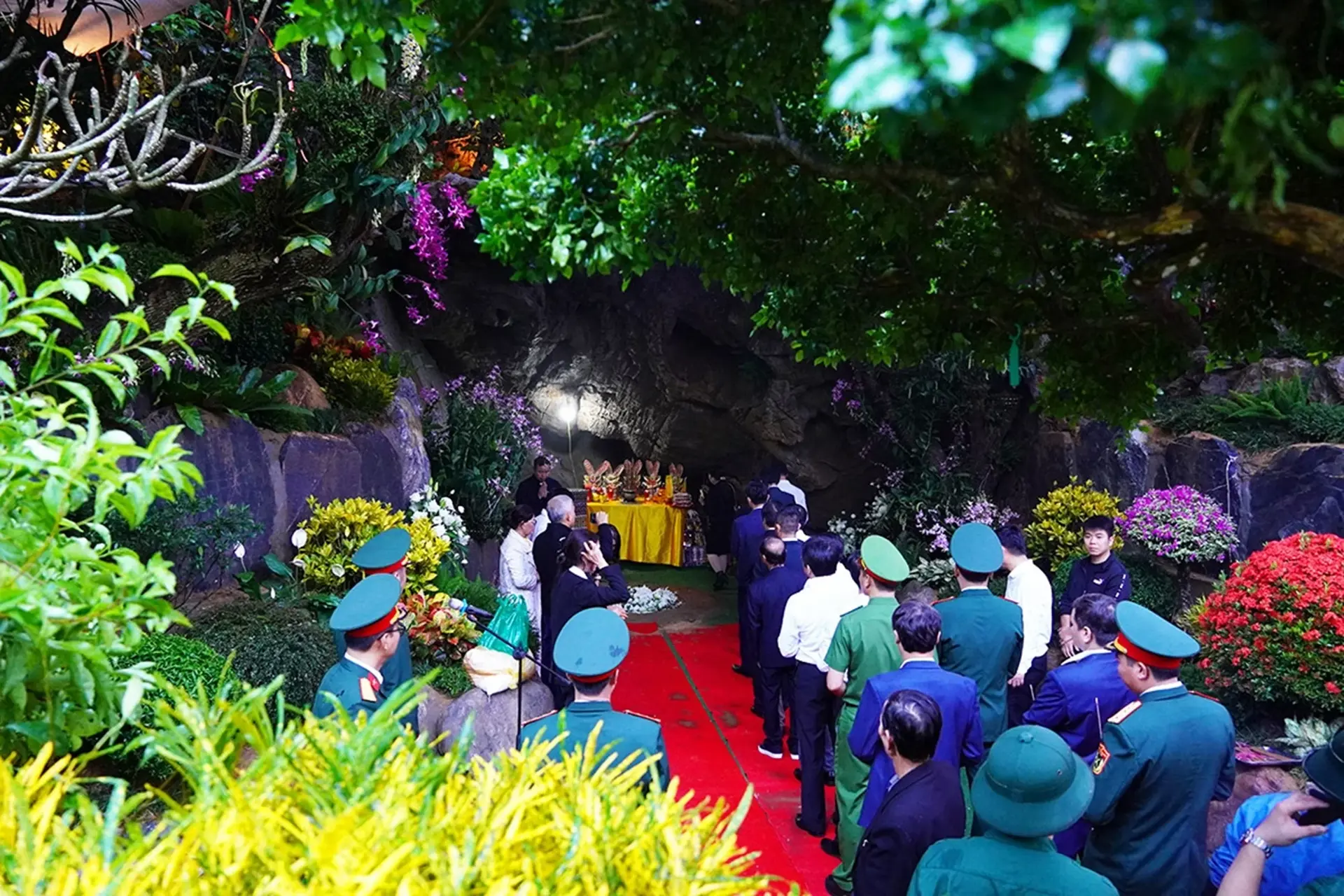 Phong Nha Kẻ Bàng cuối năm 2026: Đi đâu mùa thấp điểm?