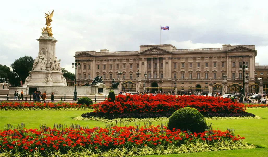 DU LỊCH XUYÊN VƯƠNG QUỐC ANH – SCOTLAND – XỨ WALES – BẮC IRELAND 2025-2026 (EK)