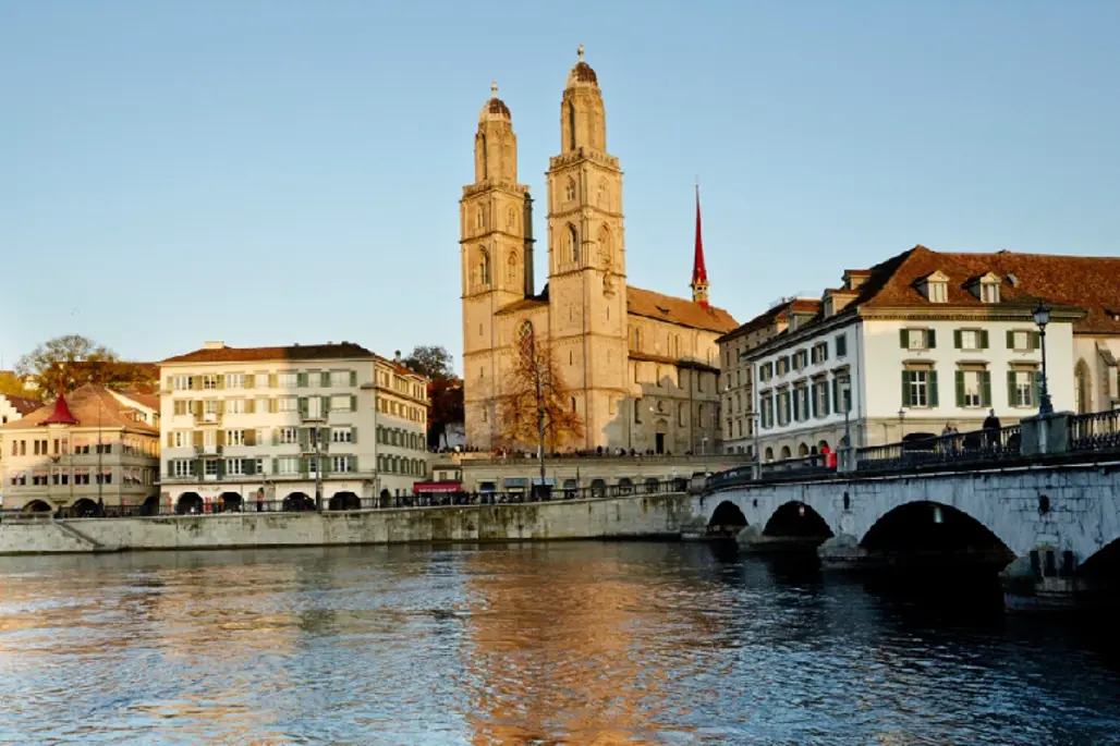 DU LỊCH CHÂU ÂU: ĐỨC – HÀ LAN – BỈ - PHÁP – THUỴ SĨ – Ý (T5)