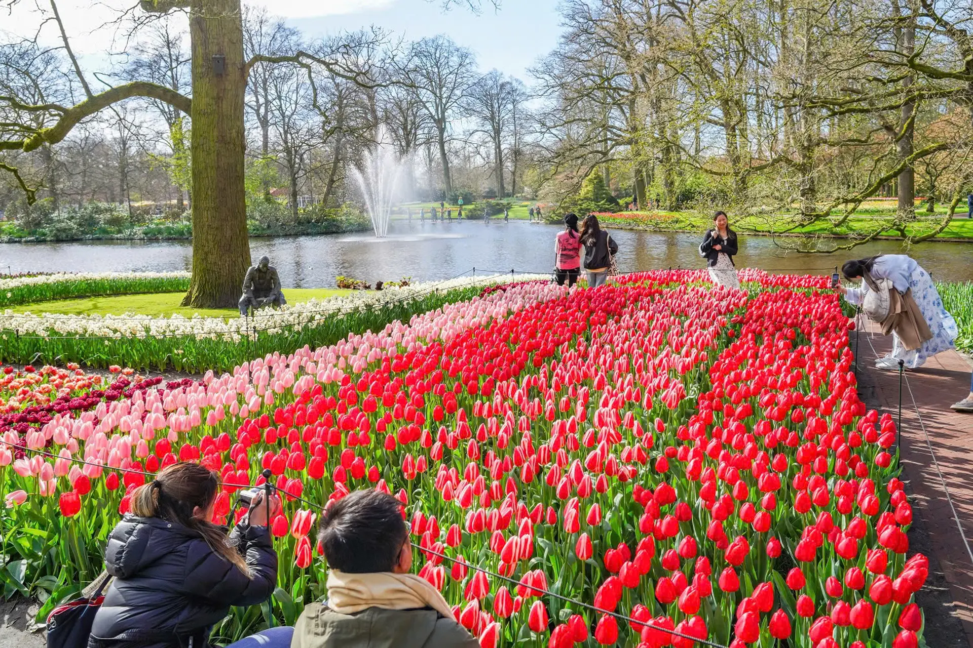 Mùa Hoa Tulip Hà Lan 2025: Đi Đâu, Làm Gì Và Trải Nghiệm Gì Thú Vị? - Công ty Du Lịch Triều Hảo