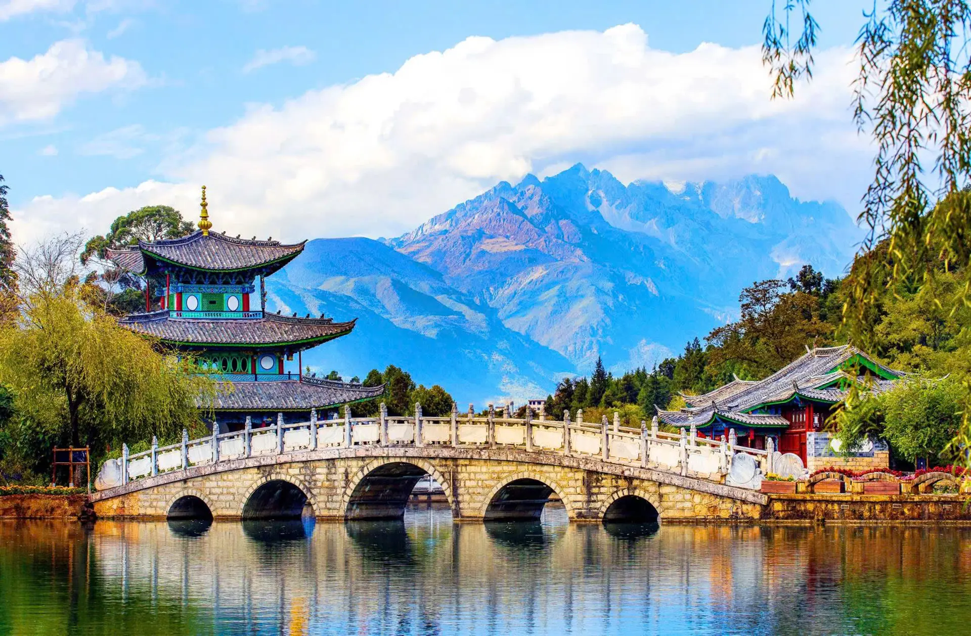 Kinh Nghiệm Du Lịch Trung Quốc 2025: Hành Trình Văn Hóa, Thiên Nhiên Và Ẩm Thực - Công ty Du Lịch Triều Hảo