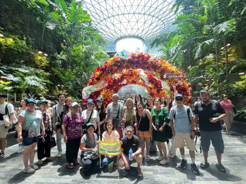 Hành Trinh Du Lịch :  Singapore - Malaysia