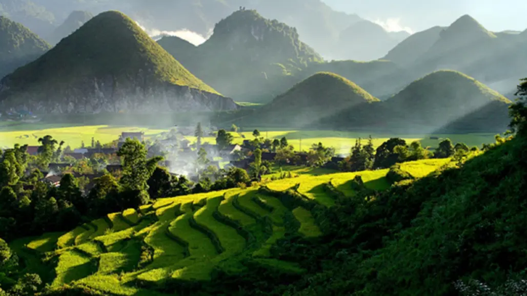(HN) DU LỊCH MIỀN BẮC: CAO NGUYÊN ĐÁ ĐỒNG VĂN - ĐÈO MÃ PÍ LÈNG -  SÔNG NHO QUẾ -  CỘT CỜ LŨNG CÚ - BẢN LÔ LÔ CHẢI 2026
