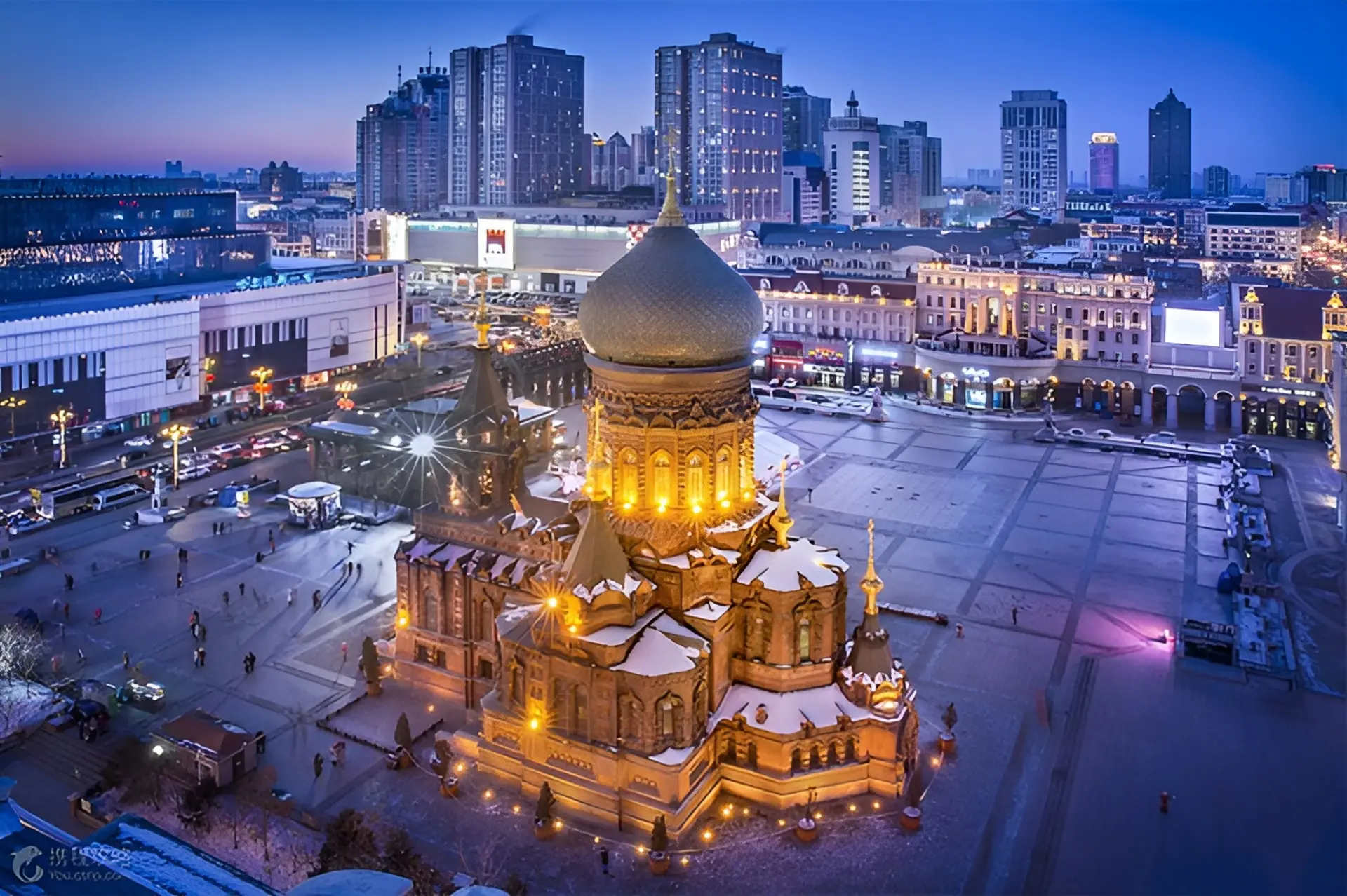 Băng tuyết Thập Lý Hoạ Lang |  Khám phá công trình băng tuyết dài nhất thế giới 2025