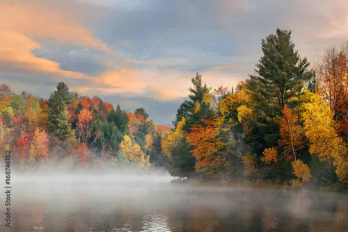 Hồ Nero mùa thu: Khám phá vẻ đẹp tuyệt vời của mùa thu  2025
