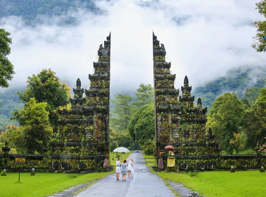 Du Lịch Indonesia: Thiên Đường Du Lịch Đảo Bali  (2025)