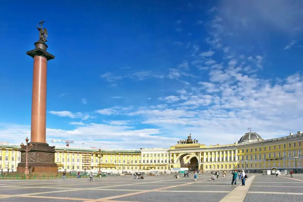 Du Lịch Nga : Moscow - Saint Petersburg  (2025)