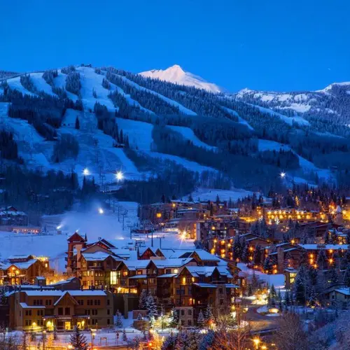 Aspen Colorado mùa đông 2025 – Thiên đường trượt tuyết xa hoa của giới thượng lưu Mỹ