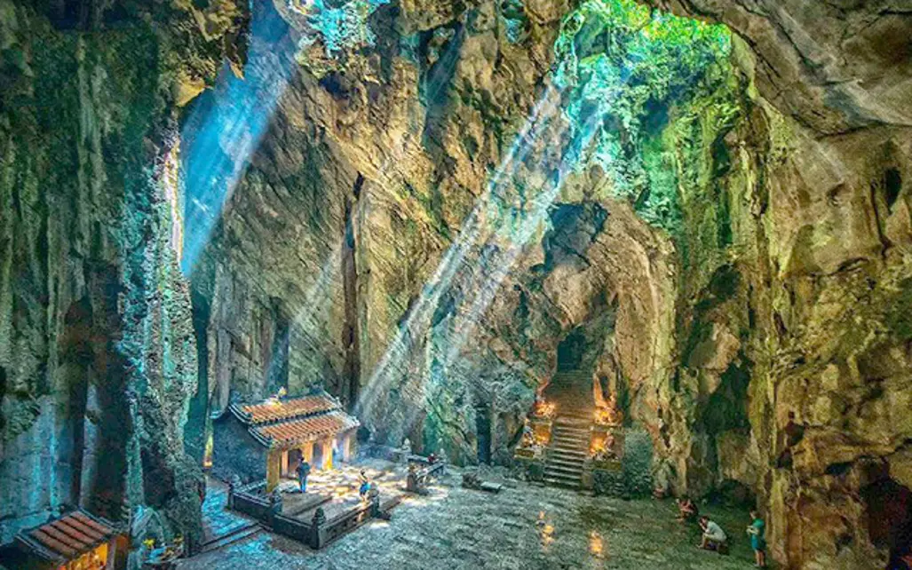Du Lịch Miền Trung: Đà Nẵng – Bà Nà – Huế  – Quảng Bình Lễ 30.4 (2025)